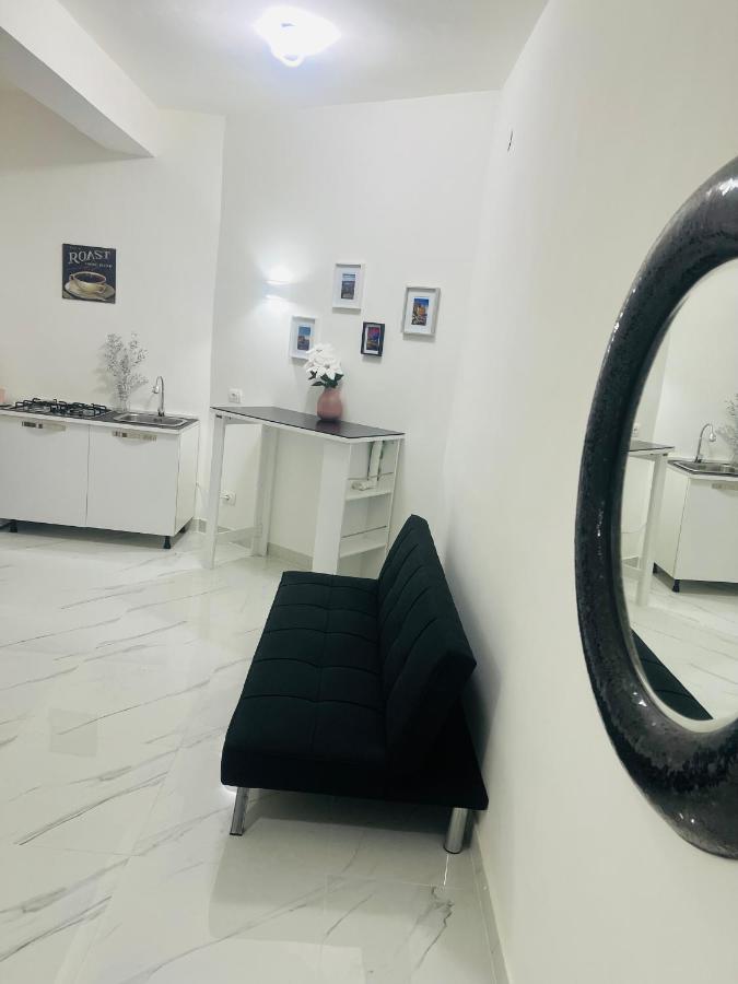 Casa Partenopea Apartment Naples Luaran gambar