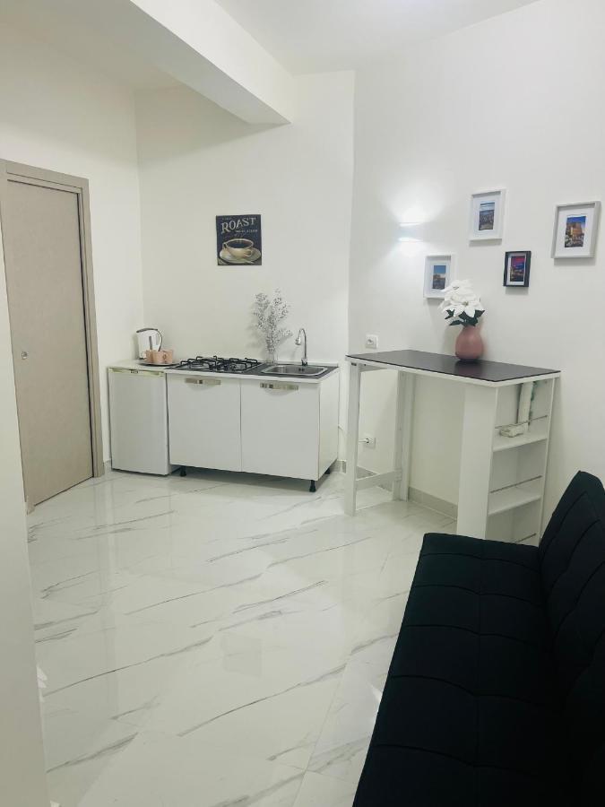Casa Partenopea Apartment Naples Luaran gambar
